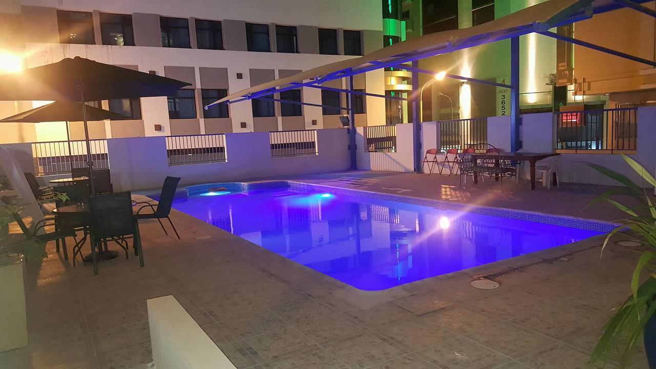 Symphony Tower Apartment Manama Exterior photo